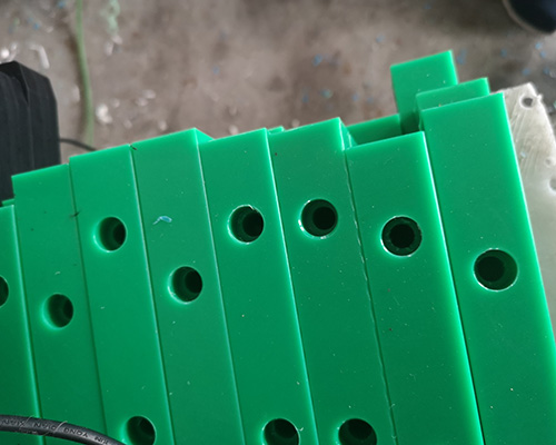 超高分子聚乙烯異型件-導(dǎo)軌